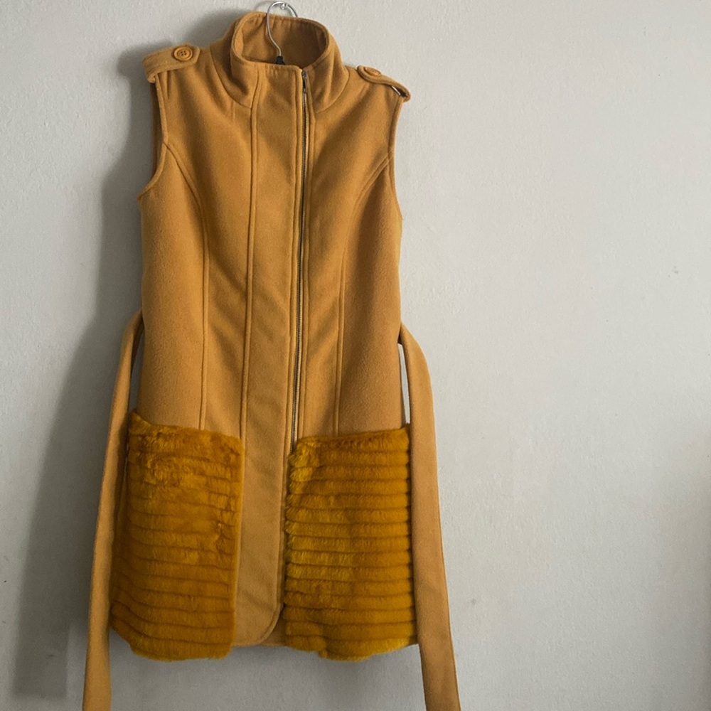 Ladies fur vest